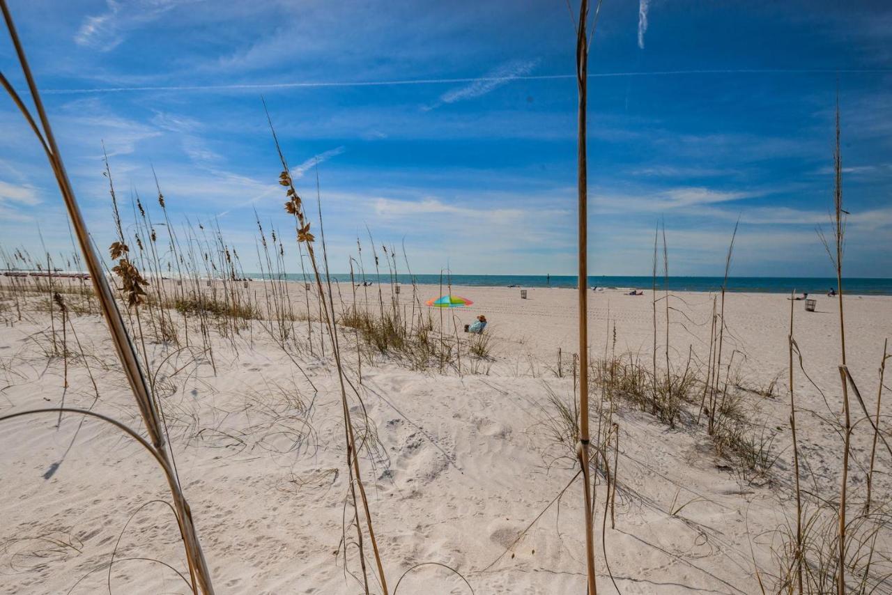 Fins Up In Clearwater Beach Luaran gambar